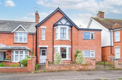 Property on Kingsbridge Road, RG14 6EA
