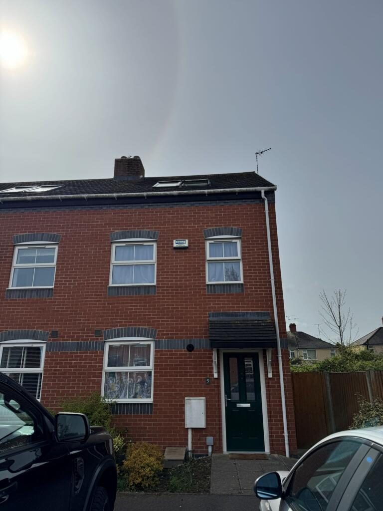 Terraced House