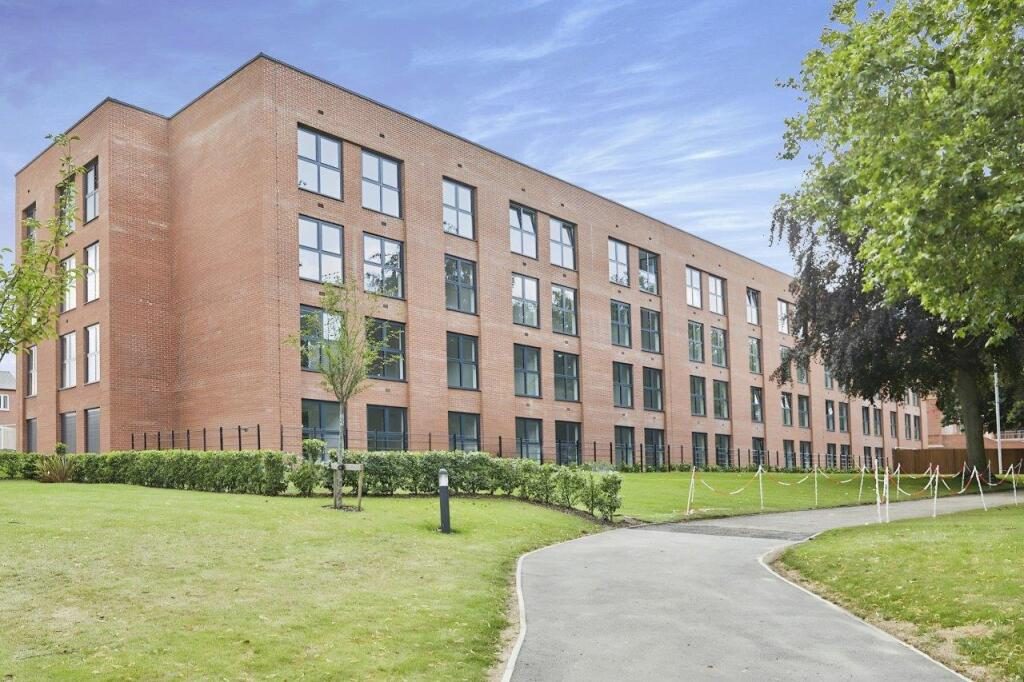 Property main image