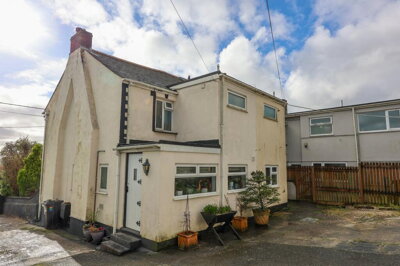 Property on Edgcumbe Terrace, PL24 2EB