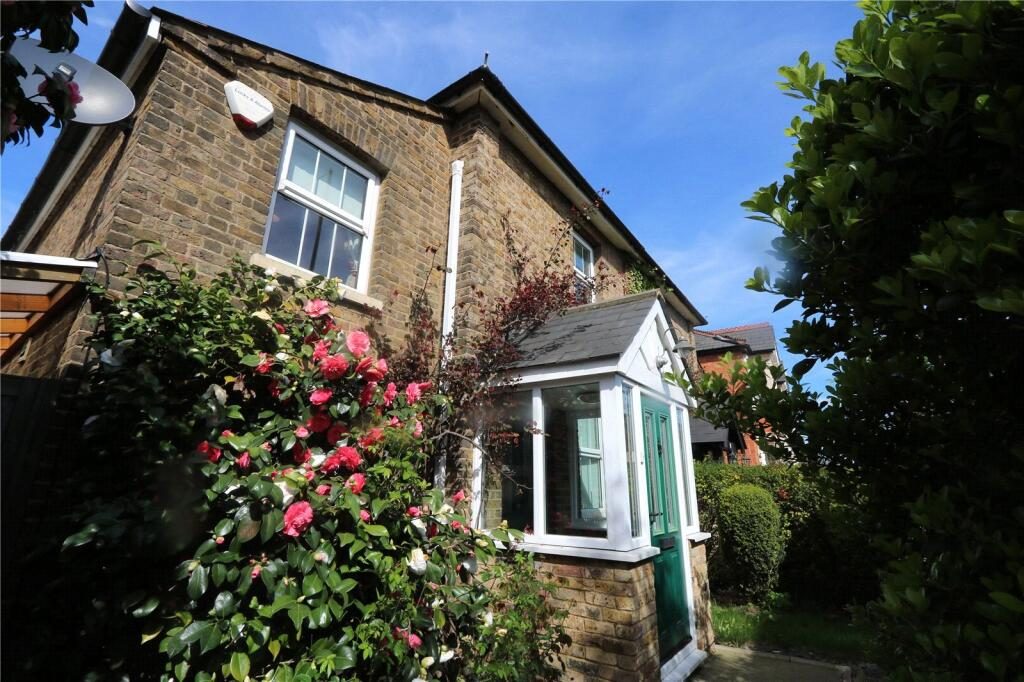 Terraced House