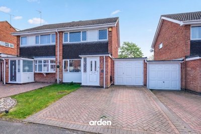 Property on Newent Close, B98 0QW