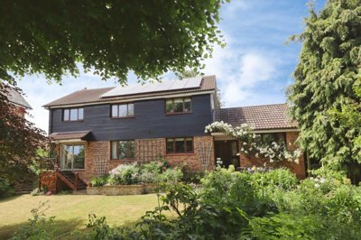 Property on Wellington Road, CM9 6HL