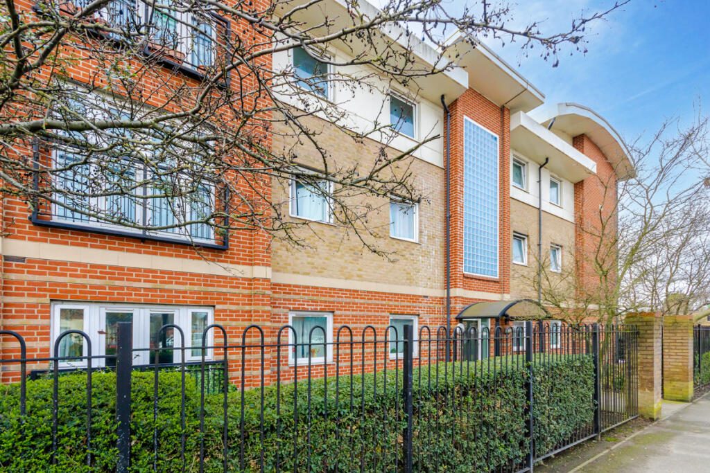 Property main image