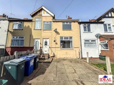 Property on Wellington Road, DN12 1AQ