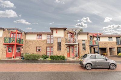 Property on East Werberside, EH4 1SU