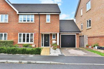 Property on KT17 1FG