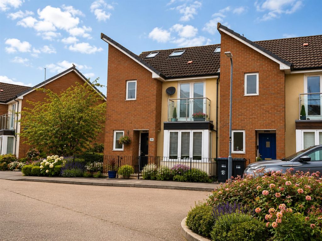 Property main image