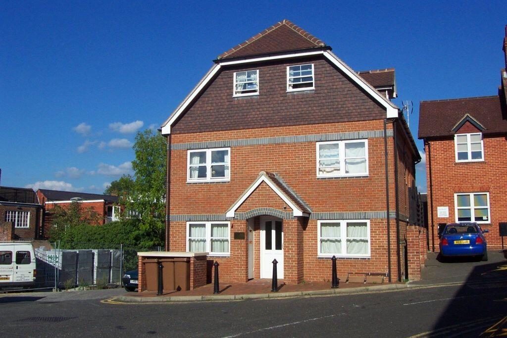 Property main image