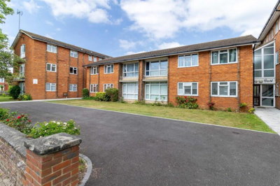 Property on Rugby Road, BN11 4PY