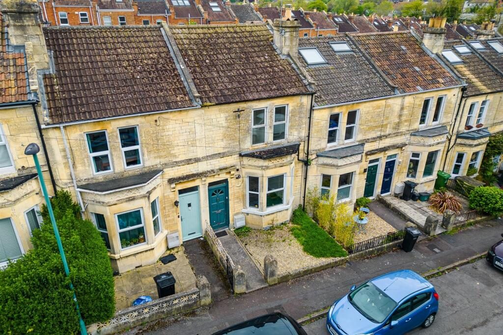 Property main image