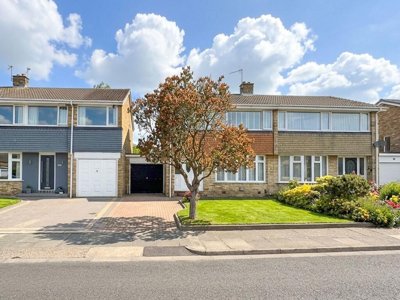 Property on Elsdon Road, NE16 5HZ