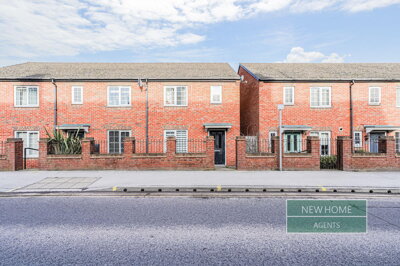 Property on Rookery View, S70 4NH