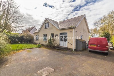 Property on Rosslyn Avenue, FY6 0HE