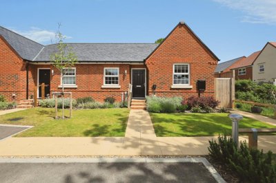 Property on Mark Cross Way, BN27 3QU