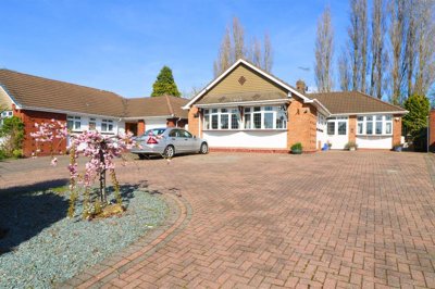 Property on Greenslade Road, WS5 3QH