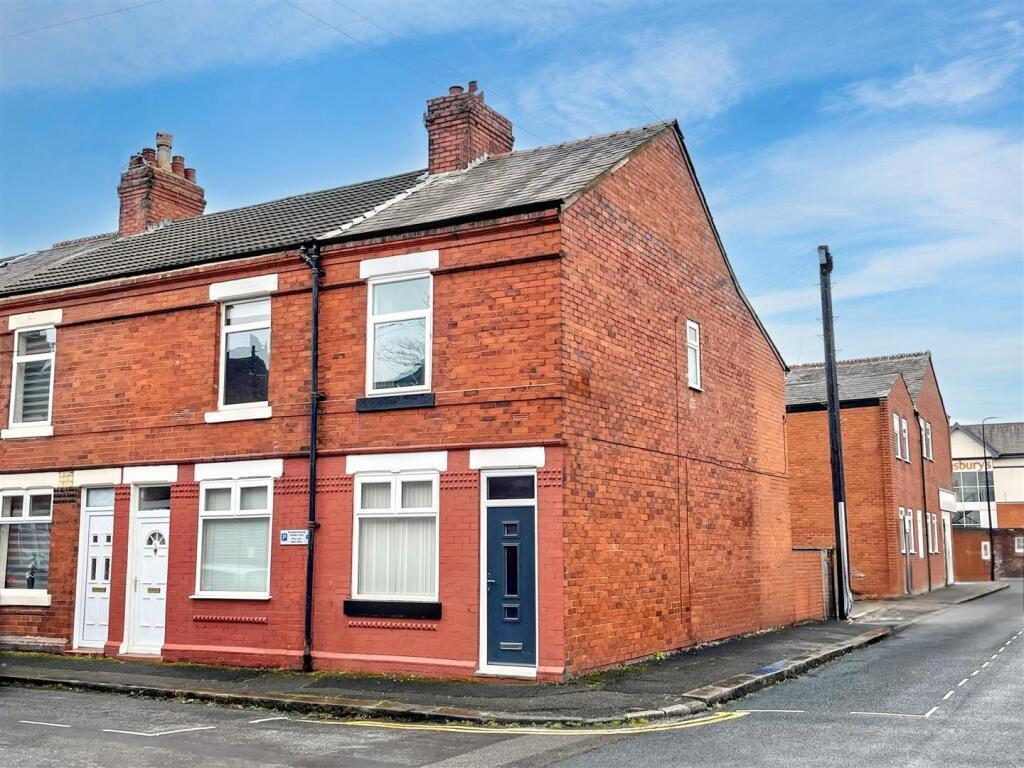 Terraced House