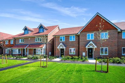 Property on RH6 9DU