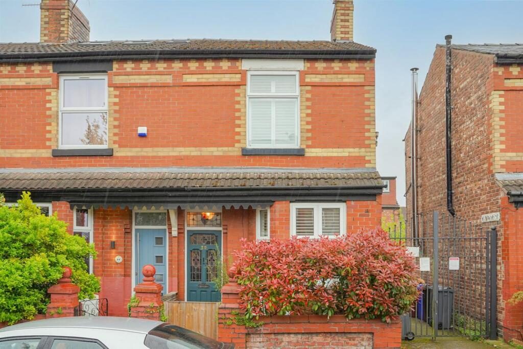Terraced House