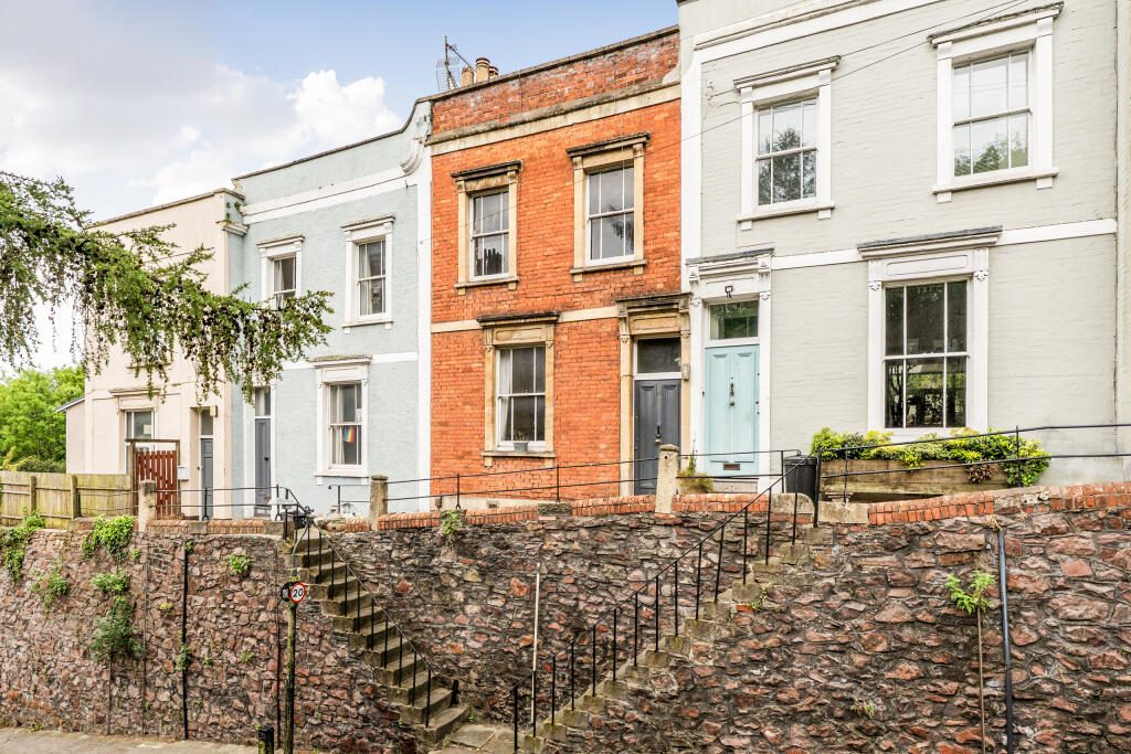 Terraced House
