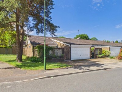 Property on Old Millmeads, RH12 2LP