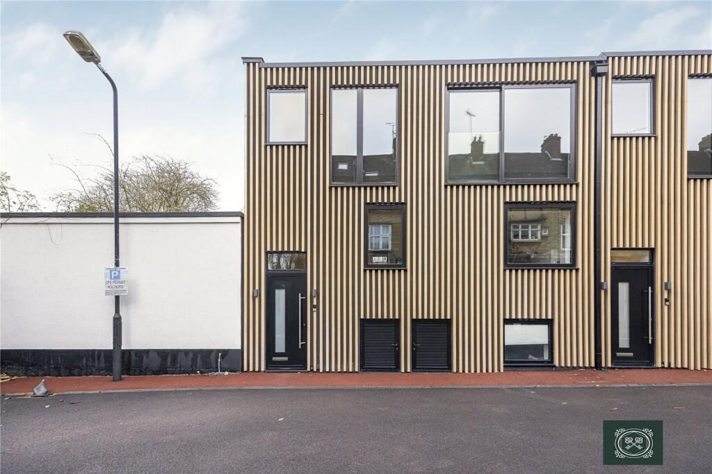 Terraced House