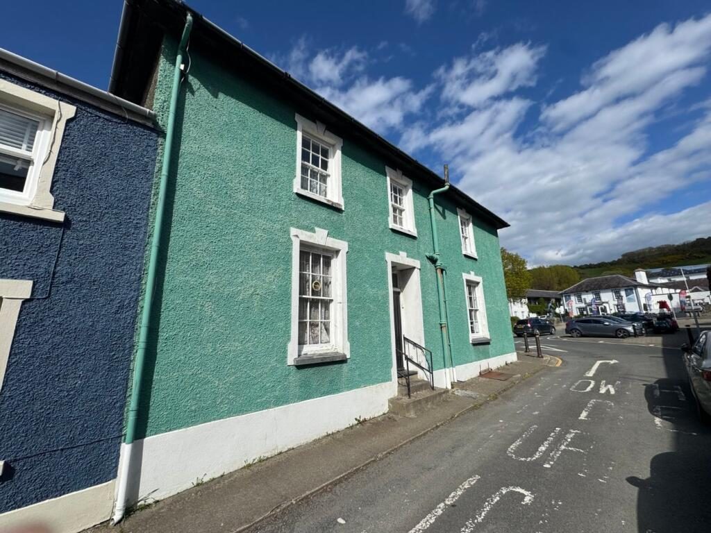 Terraced House