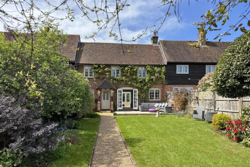 Terraced House