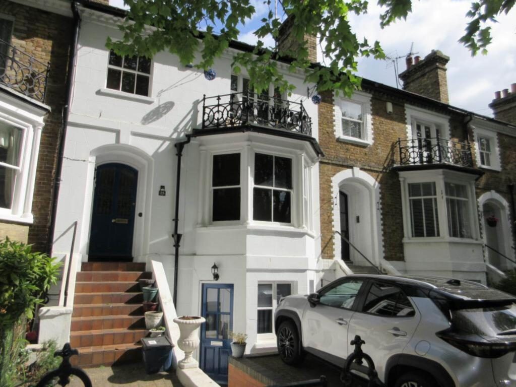 Property main image