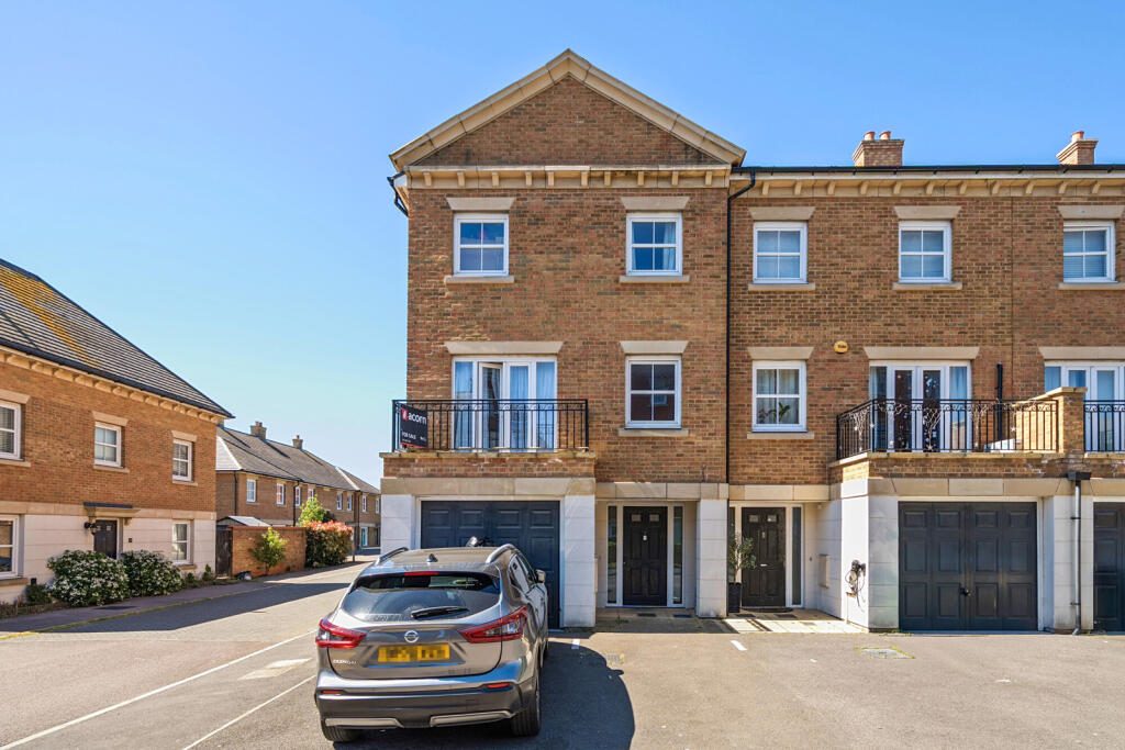 Terraced House