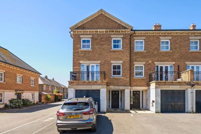 Property on Rainbow Road, DA8 2EQ