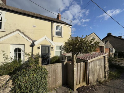 Property on Holcombe Hill, BA3 5DG