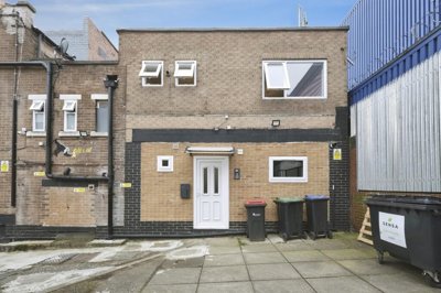 Property on High Street, NG15 7AU