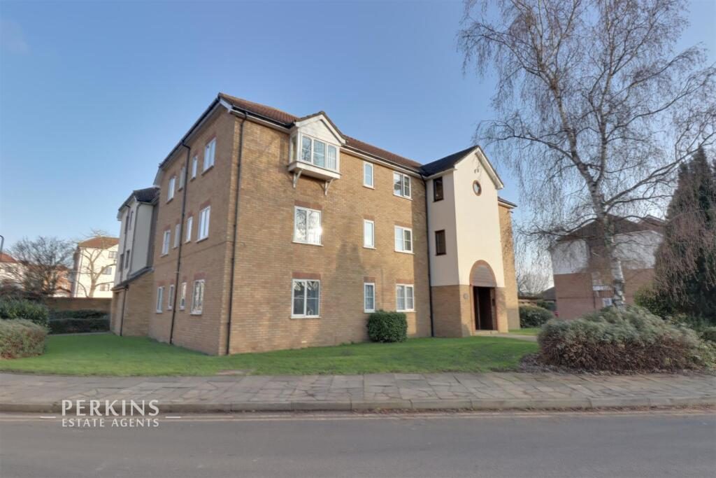 Property main image