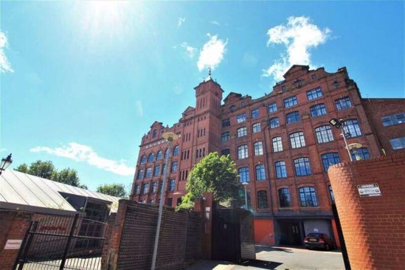 Property main image