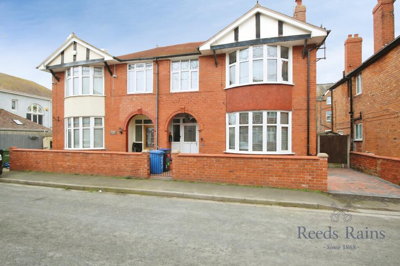 Property on Russell Gardens, LL18 3EL