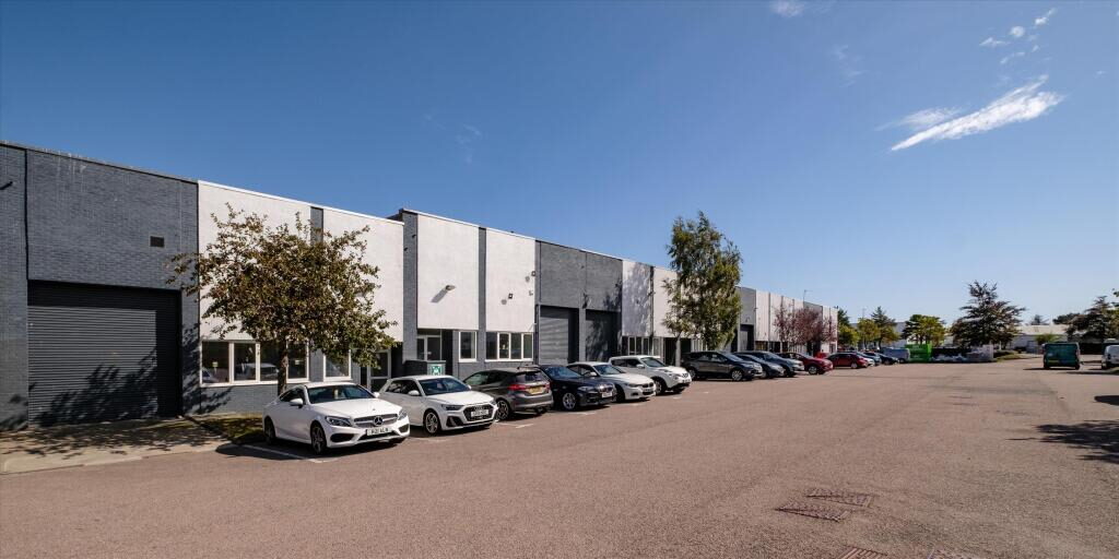 Distribution Warehouse