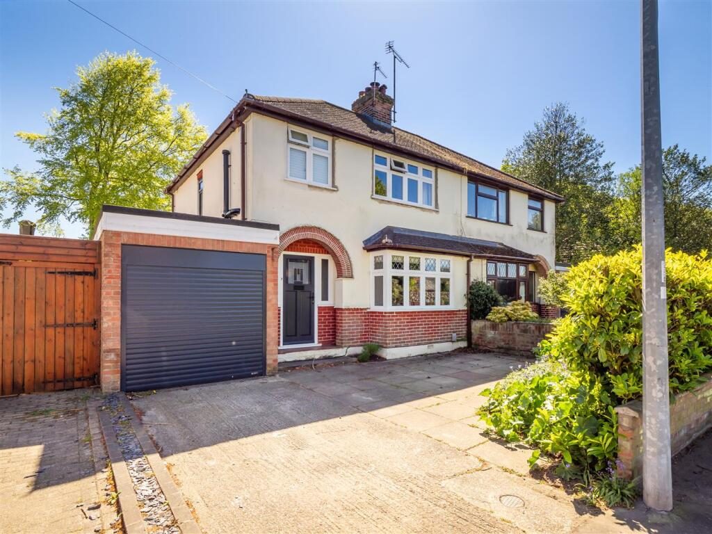 Property main image
