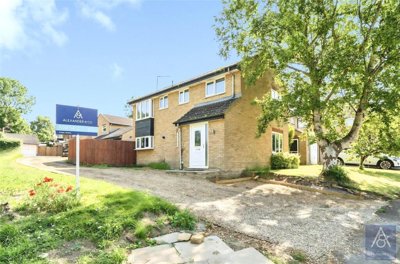 Property on Cartwright Crescent, NN13 6HA