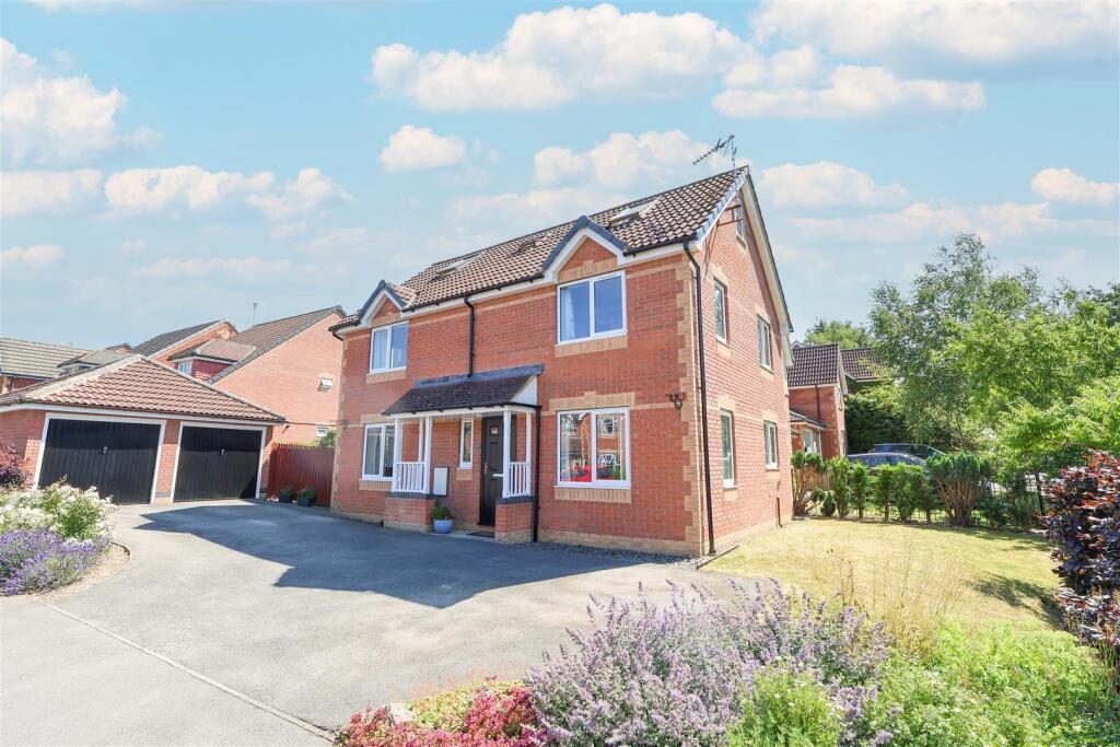 Property main image