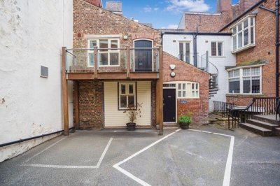 Maisonette