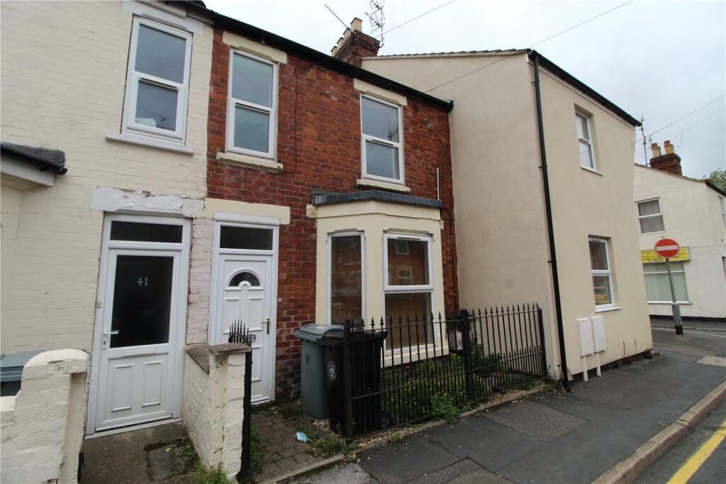 Property main image