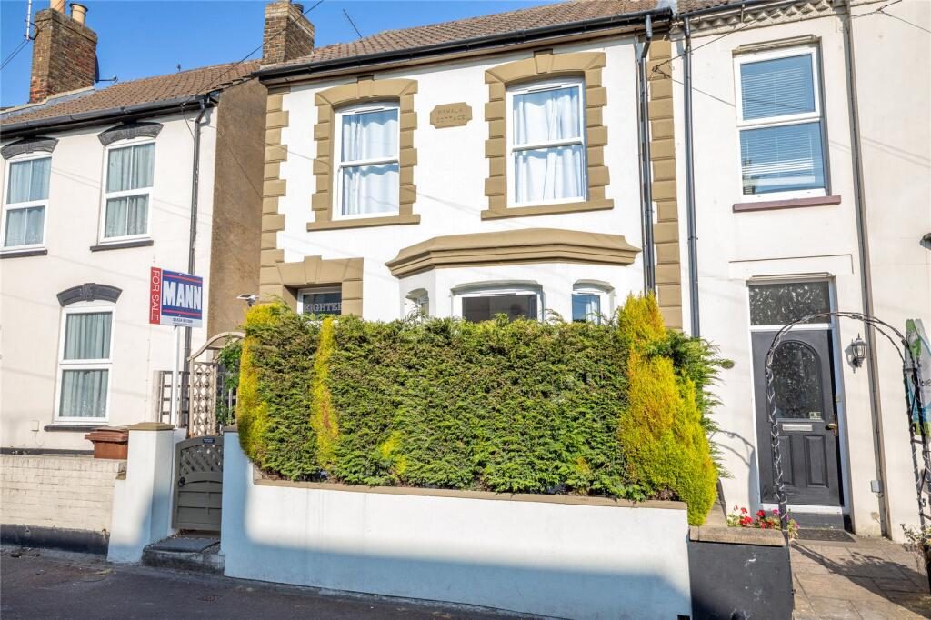 Terraced House