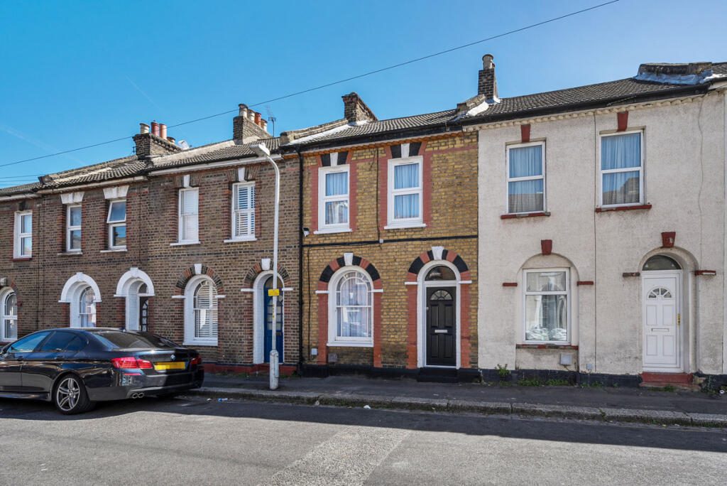 Property main image