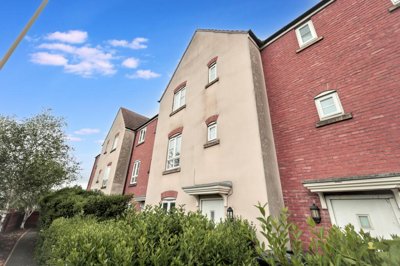 Property on Secunda Way, GL2 5GA