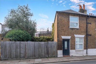 Property on Church Street, TW12 2EB
