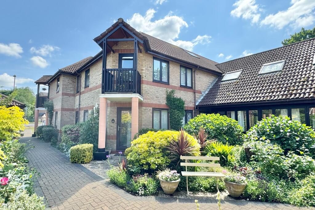Property main image