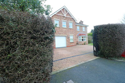 Property on Belshaw Lane, DN9 1PF