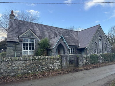 Property on Lôn Y Wern, LL57 4BA