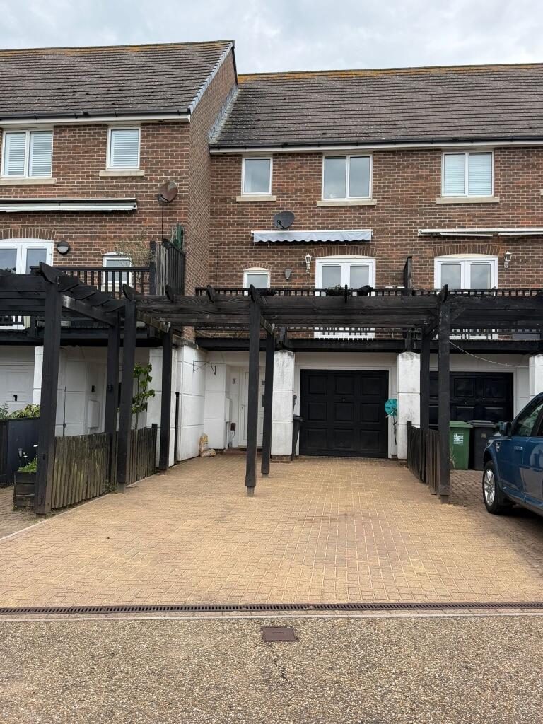 Terraced House
